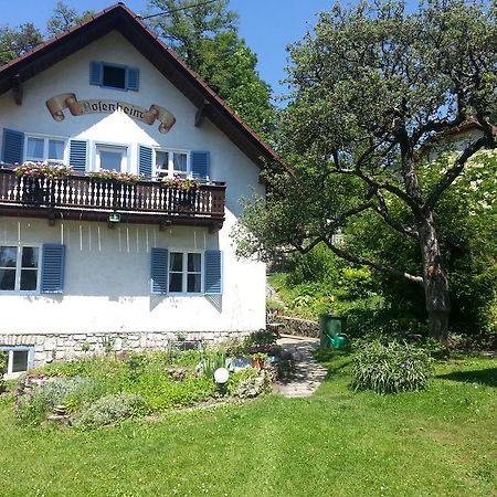 Pension Rosenheim Treffen Eksteriør billede