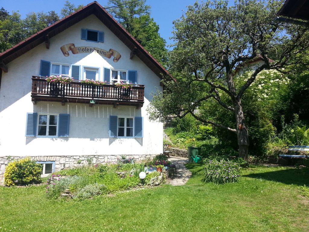 Pension Rosenheim Treffen Eksteriør billede